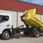 Customer GMC Truck with Multilift XR5 and Yellow Bin